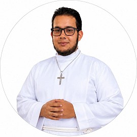 Lector y acolito Rvdo Luis Mario Gómez